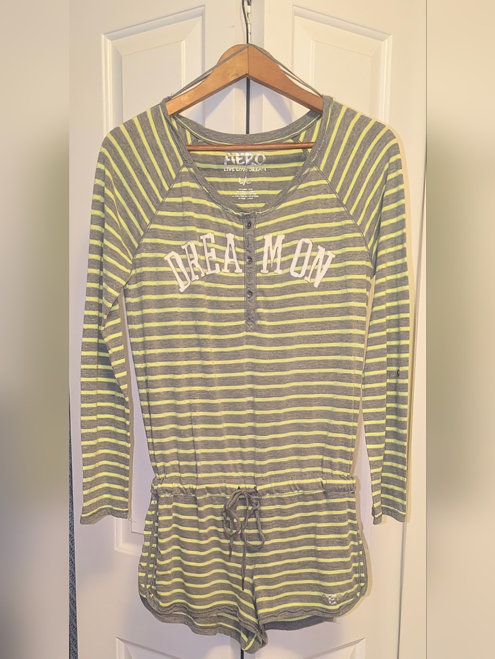Aero LLD Romper SzLg Striped Grey/Neon Green,3/4 or Long-Sleeve, Drawstring